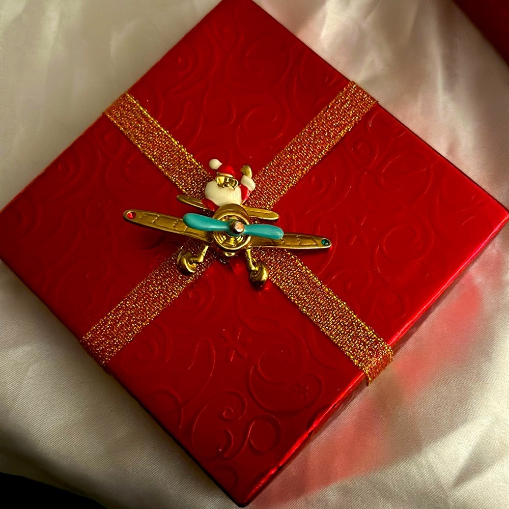 Santa Christmas Airplane broach with spinning propeller